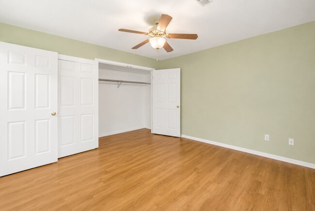 Building Photo - 134 N 49th St