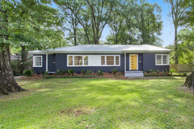 Primary Photo - 4146 Robin Dr