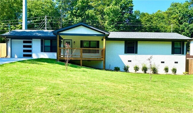 Primary Photo - 3932 Cherokee Trail