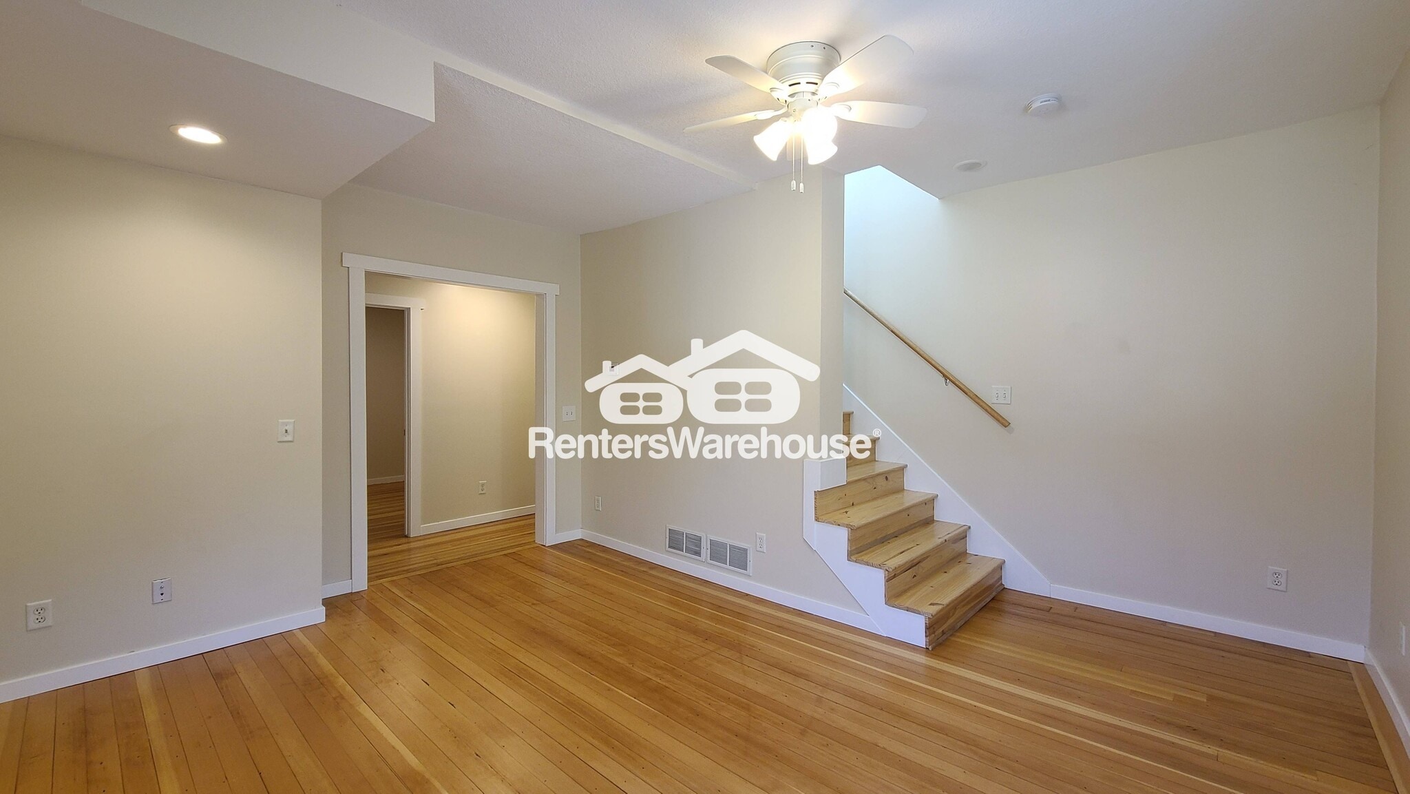 Building Photo - 217 River St