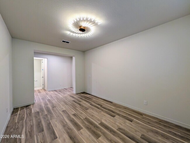 Building Photo - 5902 N 86th Dr