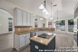 Building Photo - 24208 Bear Mountain