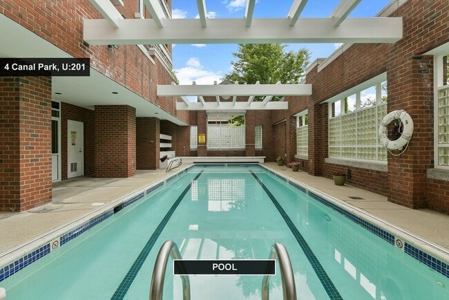 Building Photo - 4 Canal Park