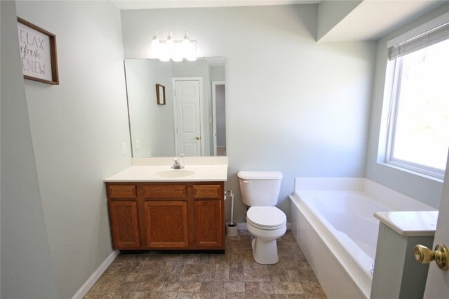 Building Photo - 2765 Whitecreek Ln