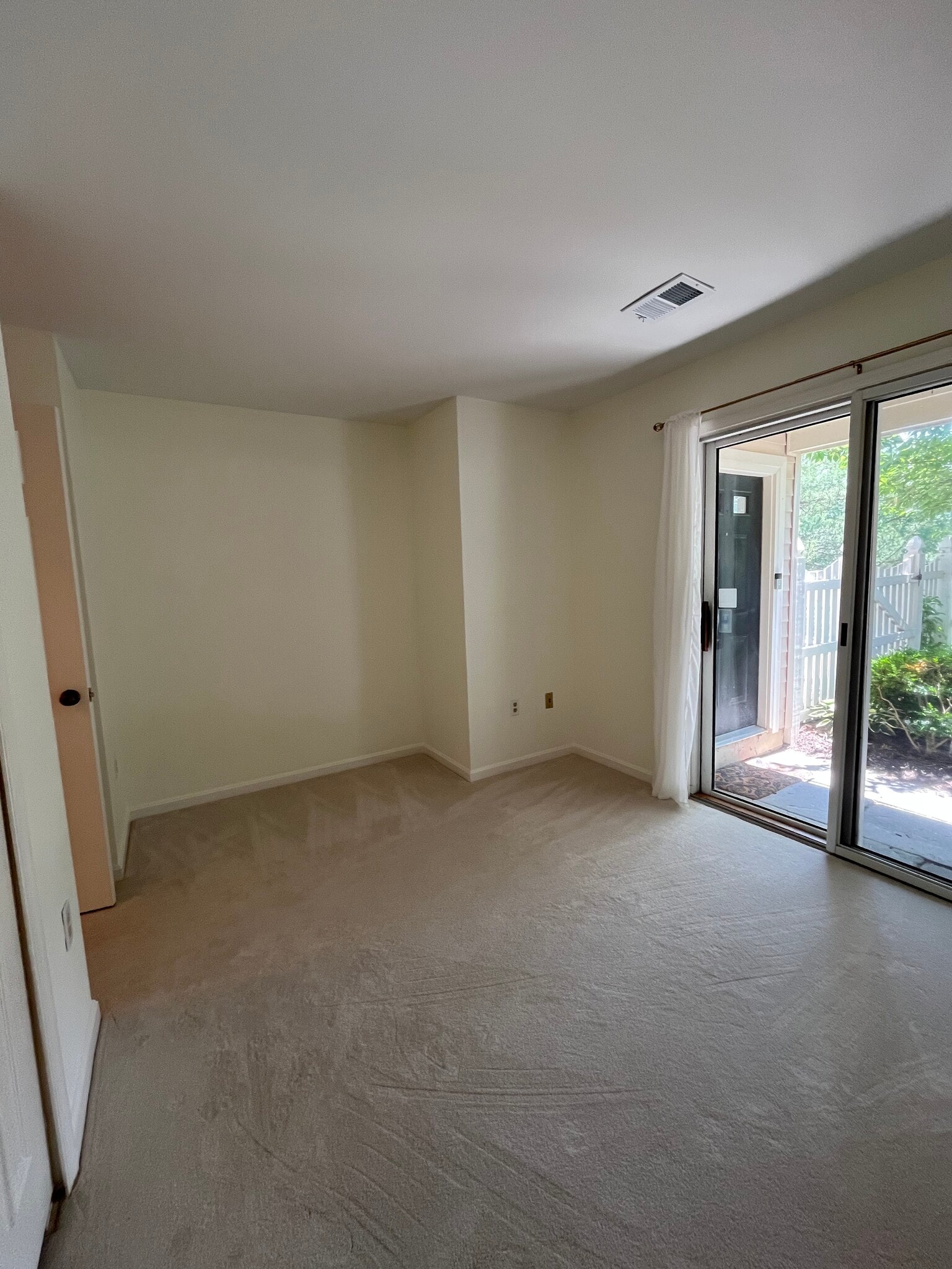 Building Photo - 10213 Willow Mist Ct