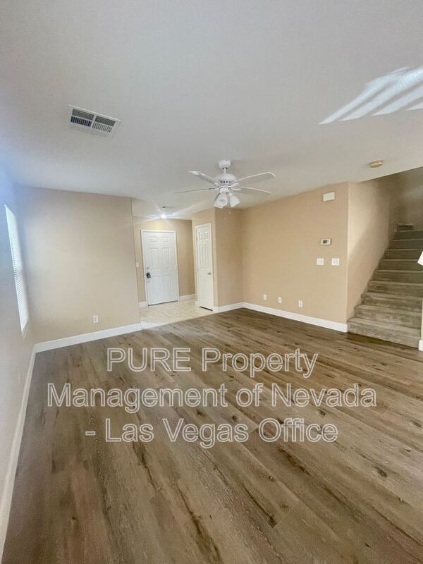 Building Photo - 126 Solidago Ave