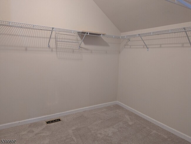 Building Photo - 25 St Andrews Dr