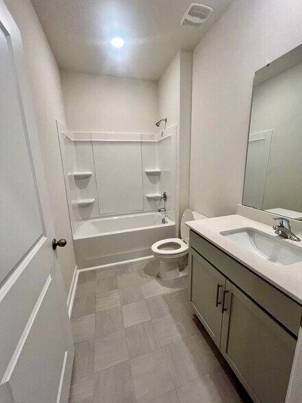 Building Photo - 203 Pisgah St