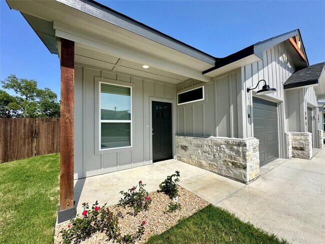 Building Photo - 101 Riptide Dr