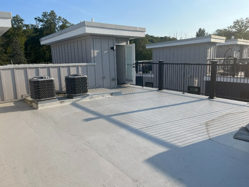 Building Photo - 2008 Hyview Ter