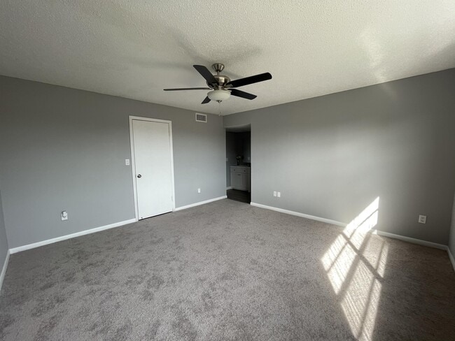 Building Photo - 20511 NW 15th Ave