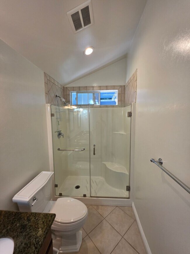 Building Photo - 4892 Oahu Dr