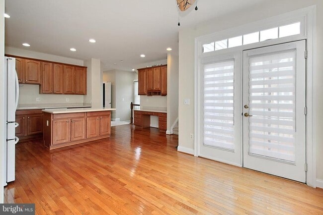 Building Photo - 6913 Stanwick Square