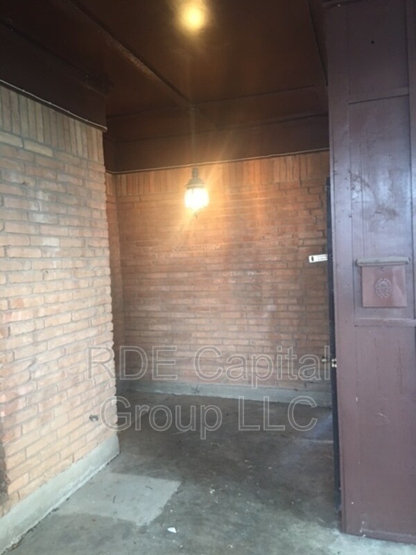 Building Photo - 5300 Wonder Dr