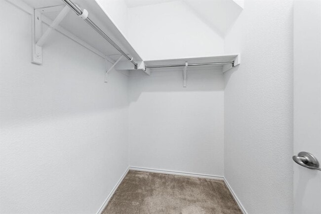 Building Photo - 17005 Gibbons Path