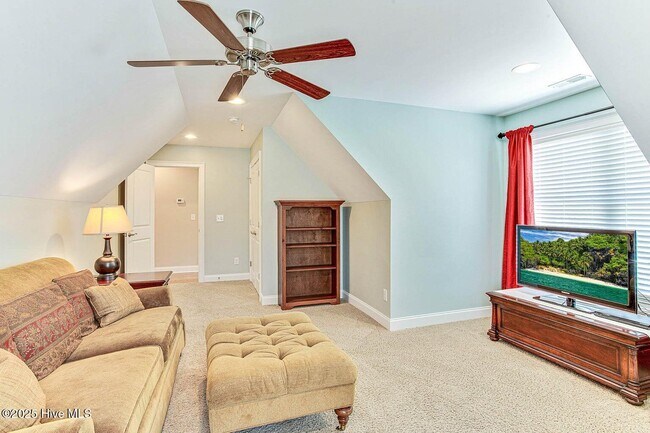 Building Photo - 103 Tomahawk Ct