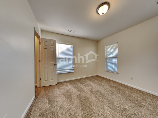Building Photo - 306 Peters Creek Dr