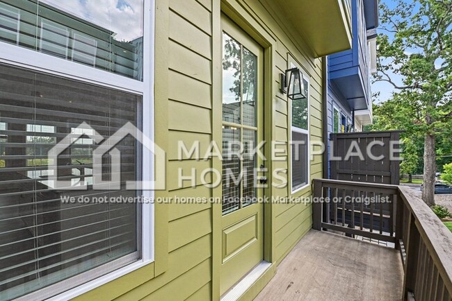 Building Photo - 1376 Cozy Cir SE