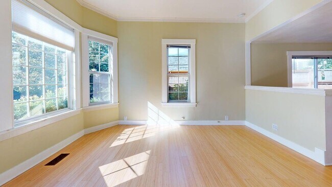 Building Photo - 4116 25th Ave SW