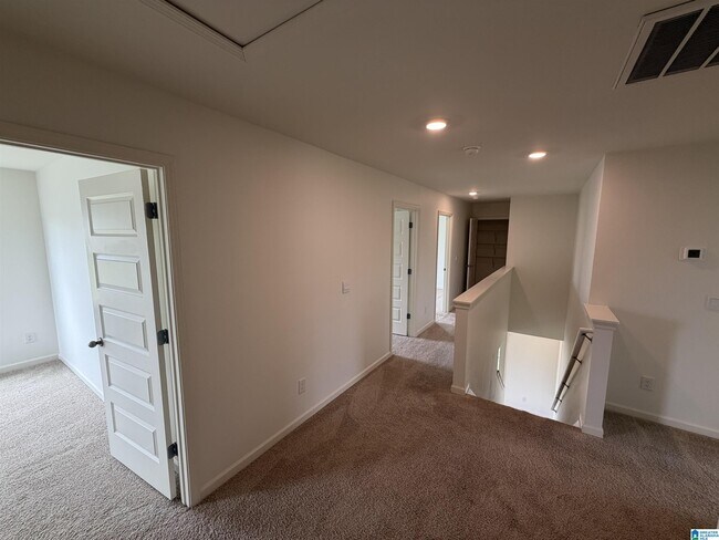 Building Photo - 2032 Lonesome Hen Ln