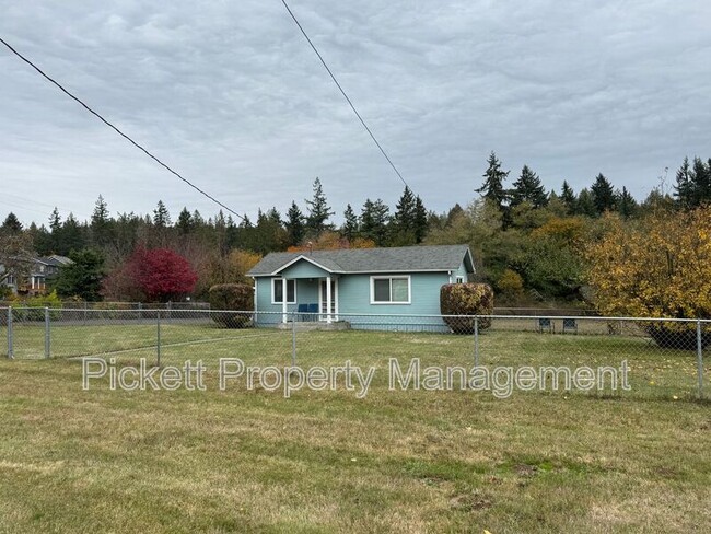 Building Photo - 17900 Noll Rd NE