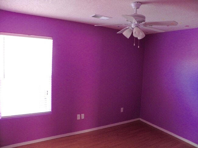 Building Photo - Prominent 3 Bedroom, 2 Bath Single Story Home In Rio Rancho!