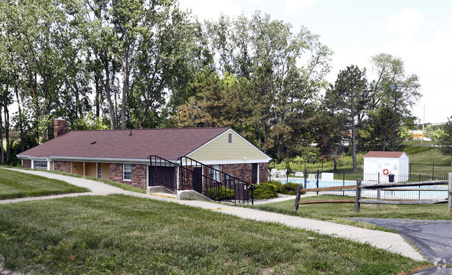 Building Photo - Bernath Village