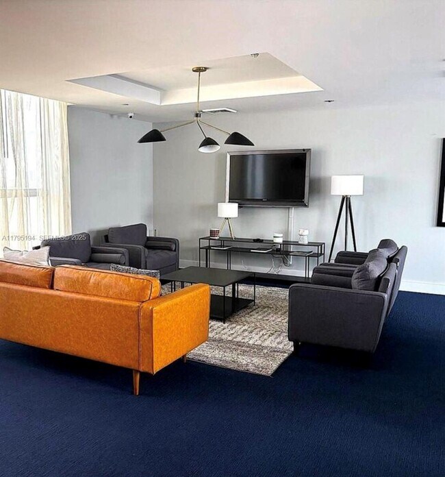 Building Photo - 140 S Dixie Hwy