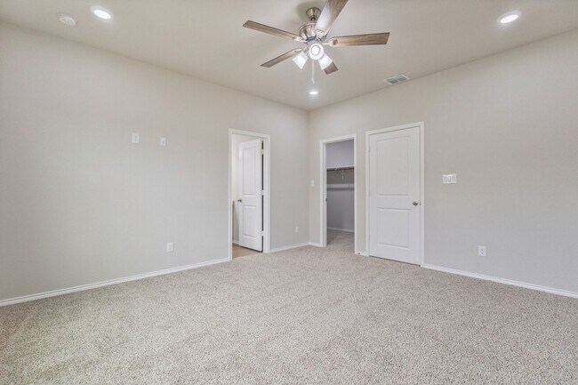 Building Photo - New Homes at The Row @ Dietz Elkhorn! Call...