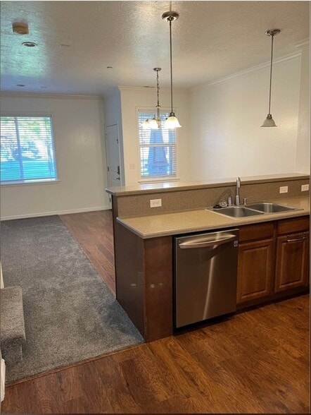 Building Photo - 1474 W 10 S