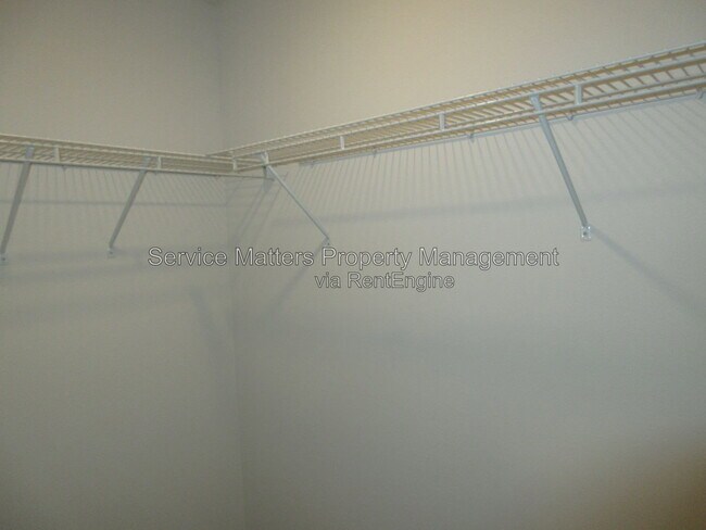Building Photo - 5588 Lancelot Trl