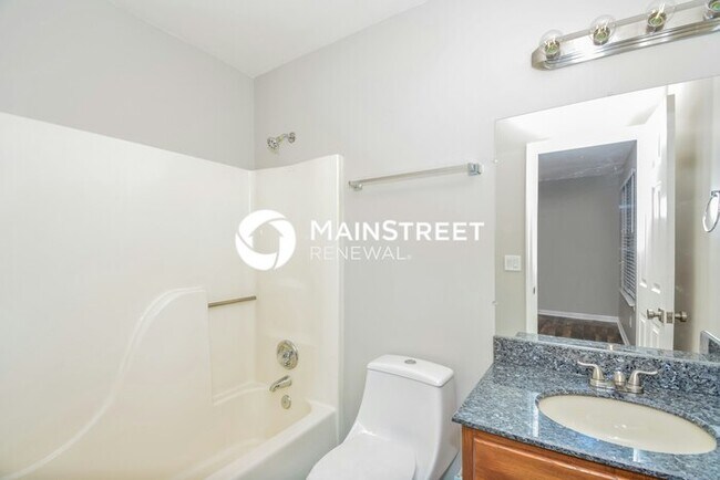 Building Photo - 3 Bedroom Pet-Friendly Home in NASHVILLE, TN with Main Street Renewal