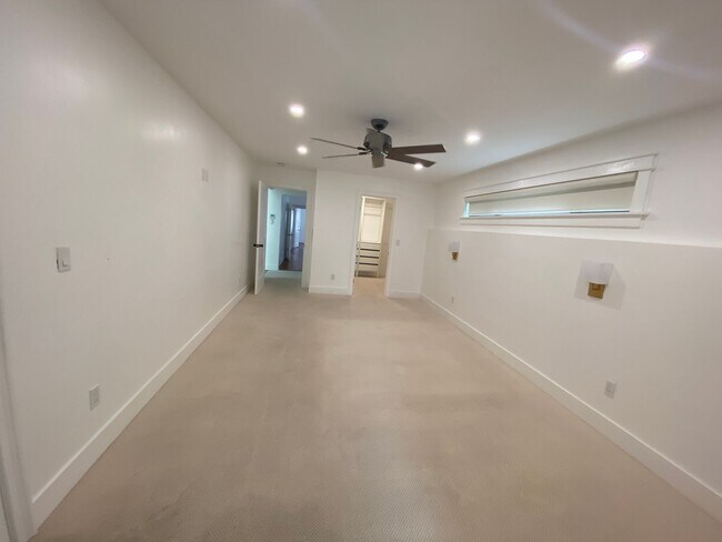 Building Photo - 4 Bedroom 3 Bath + Office / 5th Bedroom Ho...