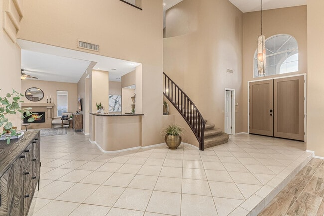 Building Photo - 4843 E Windstone Trl