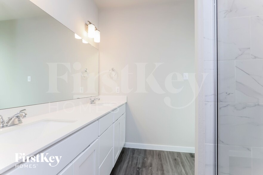 Building Photo - 18412 Idyllic Aly