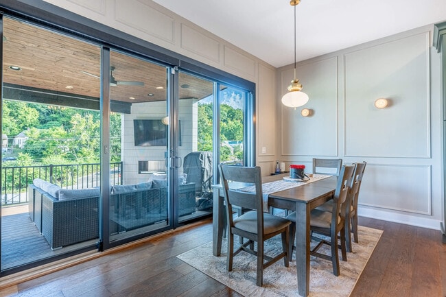 Building Photo - 856 BELLE Rdg Lp