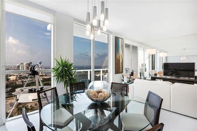 Building Photo - 244 Biscayne Blvd