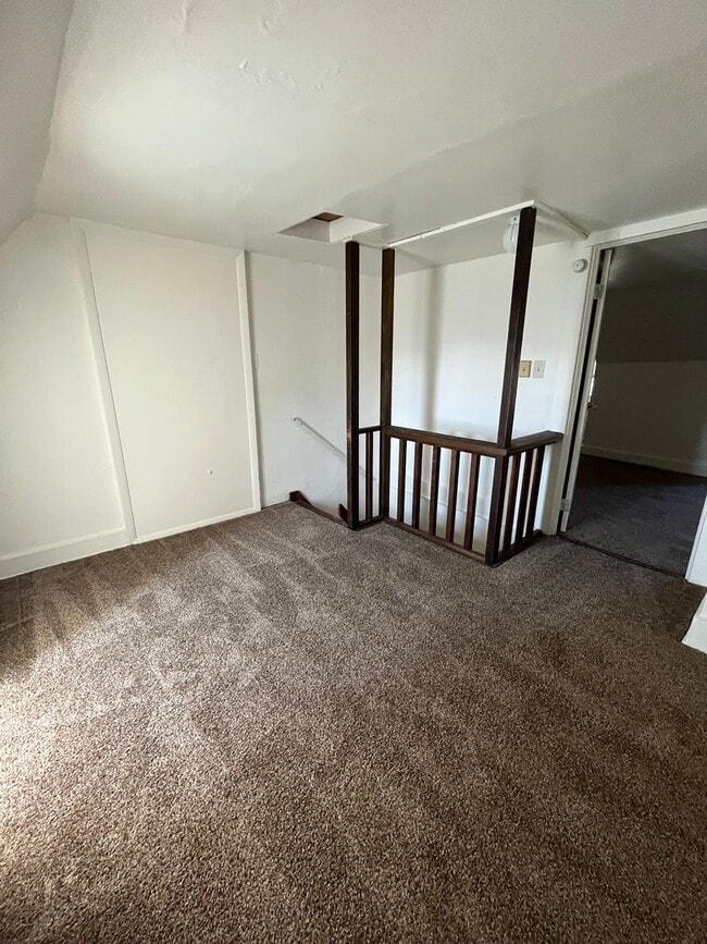 Building Photo - Modern 3BR/2BA Two-Level Unit in the Heart of the Lower East Side - FREE MOVING SERVICES WITH A S...