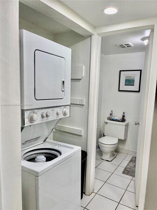 Building Photo - 7328 SW 82nd St