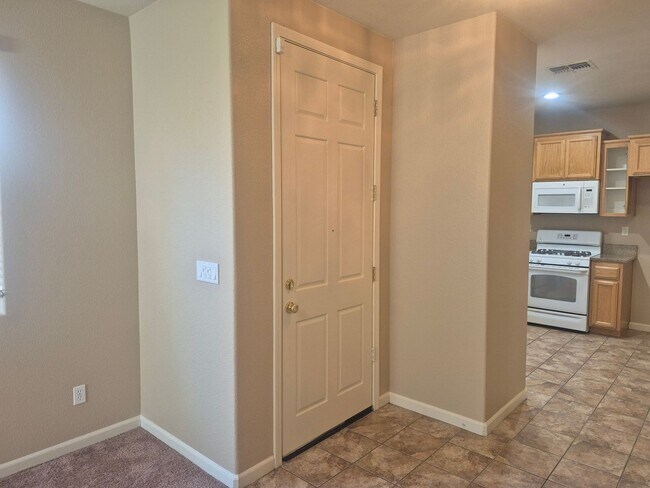 Building Photo - 3616 Sardinia Island Way