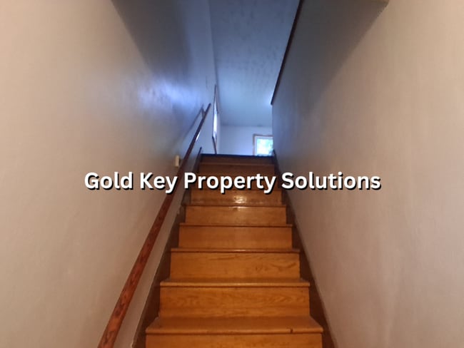 Building Photo - 1902 Rosemont Ave