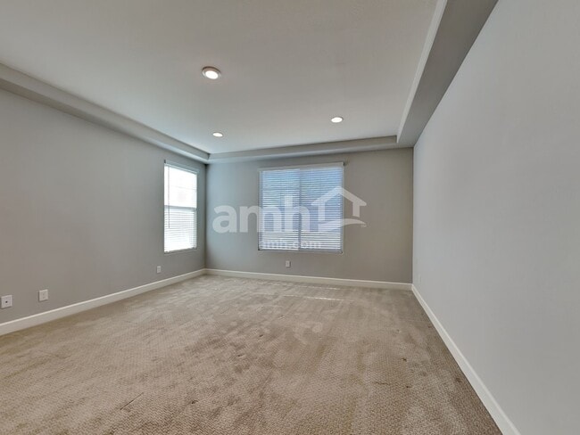 Building Photo - 18256 W Thunderhill Pl