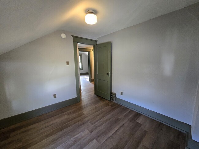 Building Photo - 1125 Ackermant St