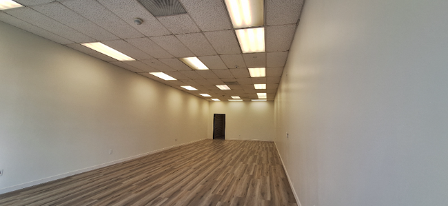 Building Photo - 5041 Whittier Blvd