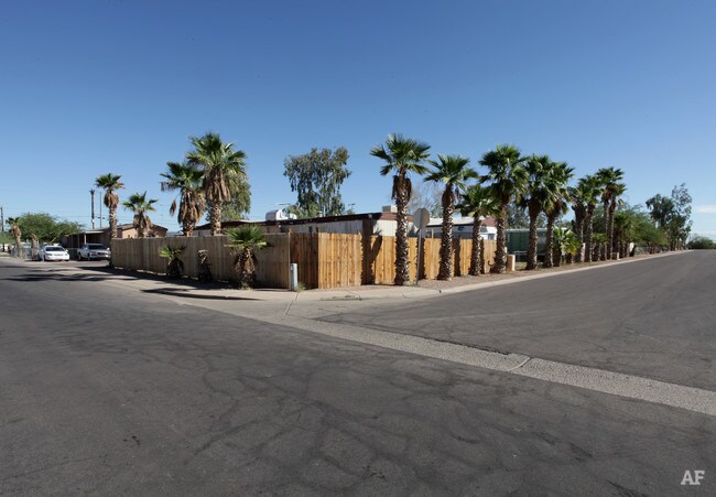Photo - 518 W Saguaro St