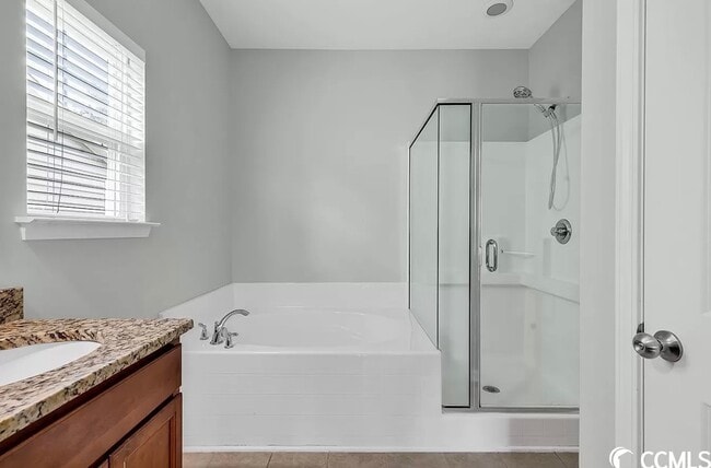 Building Photo - 4462 Marshwood Dr