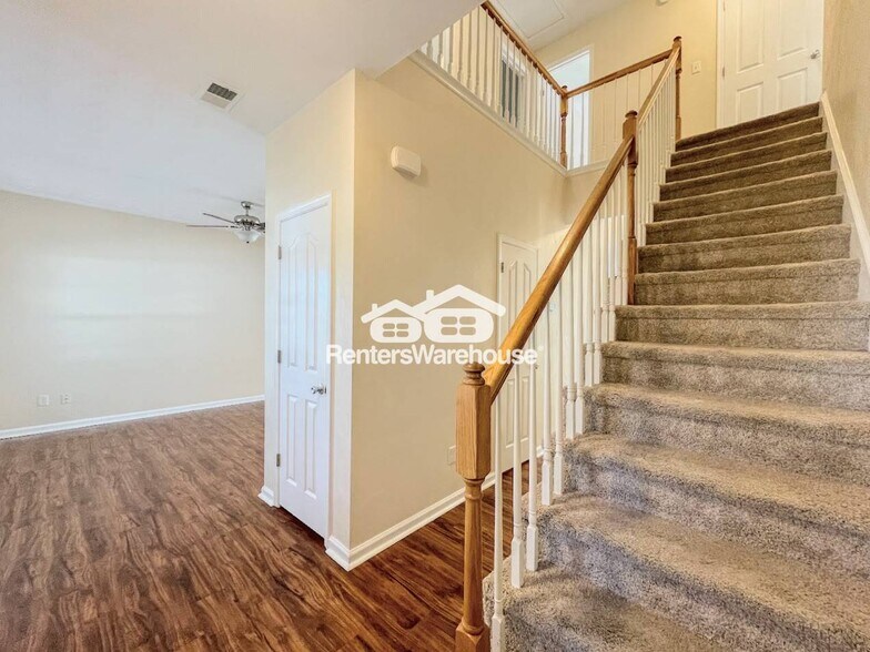 Building Photo - 2536 Golden Maple Dr