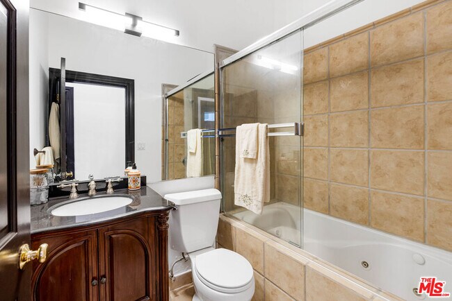 Building Photo - 3030 Passmore Dr