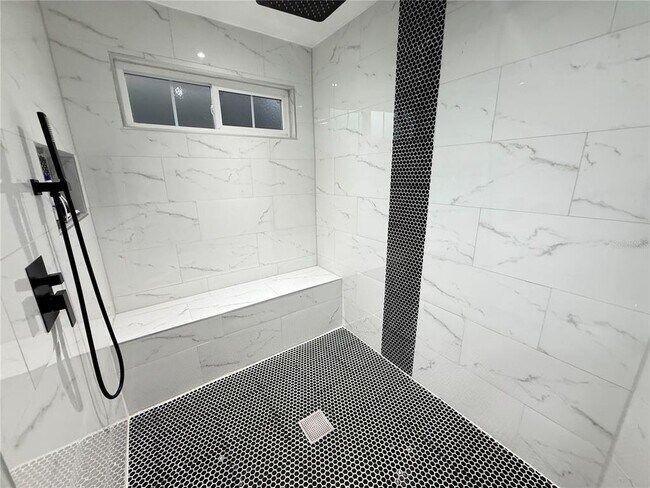 Building Photo - 128 Sandalwood Dr