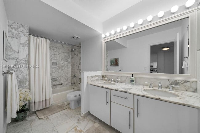 Building Photo - 9801 Collins Ave